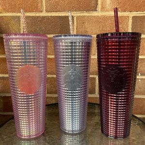2020 Starbucks Holiday Tumbler Set